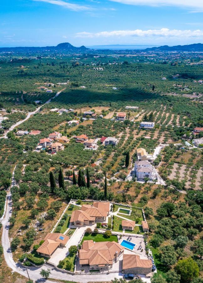 Villa La Isla With Private Pool Mouzákion Exterior foto